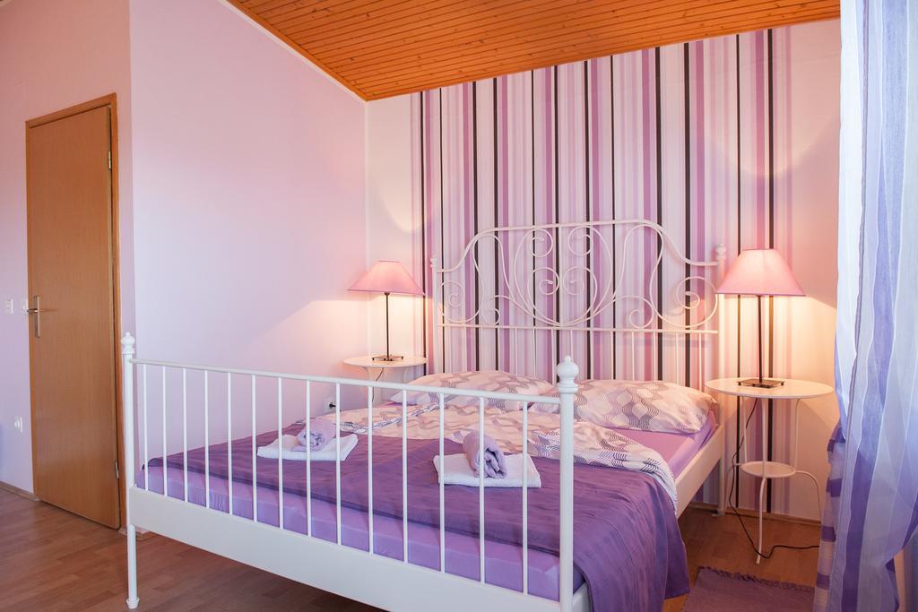 Apartments & Rooms Darrer Πόρετς Δωμάτιο φωτογραφία