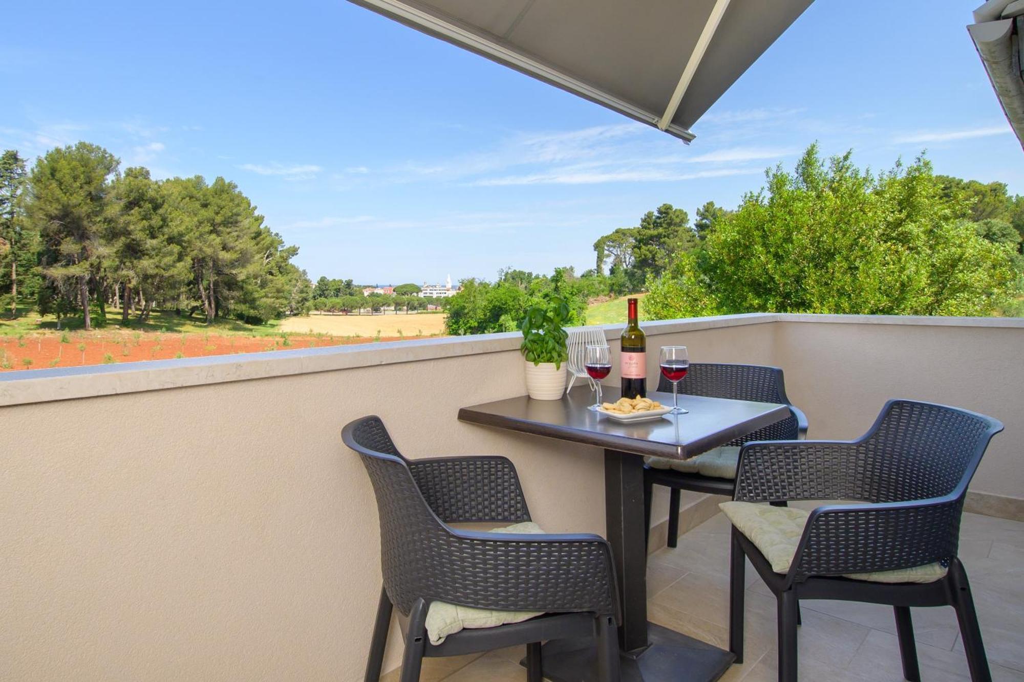Apartments & Rooms Darrer Πόρετς Εξωτερικό φωτογραφία