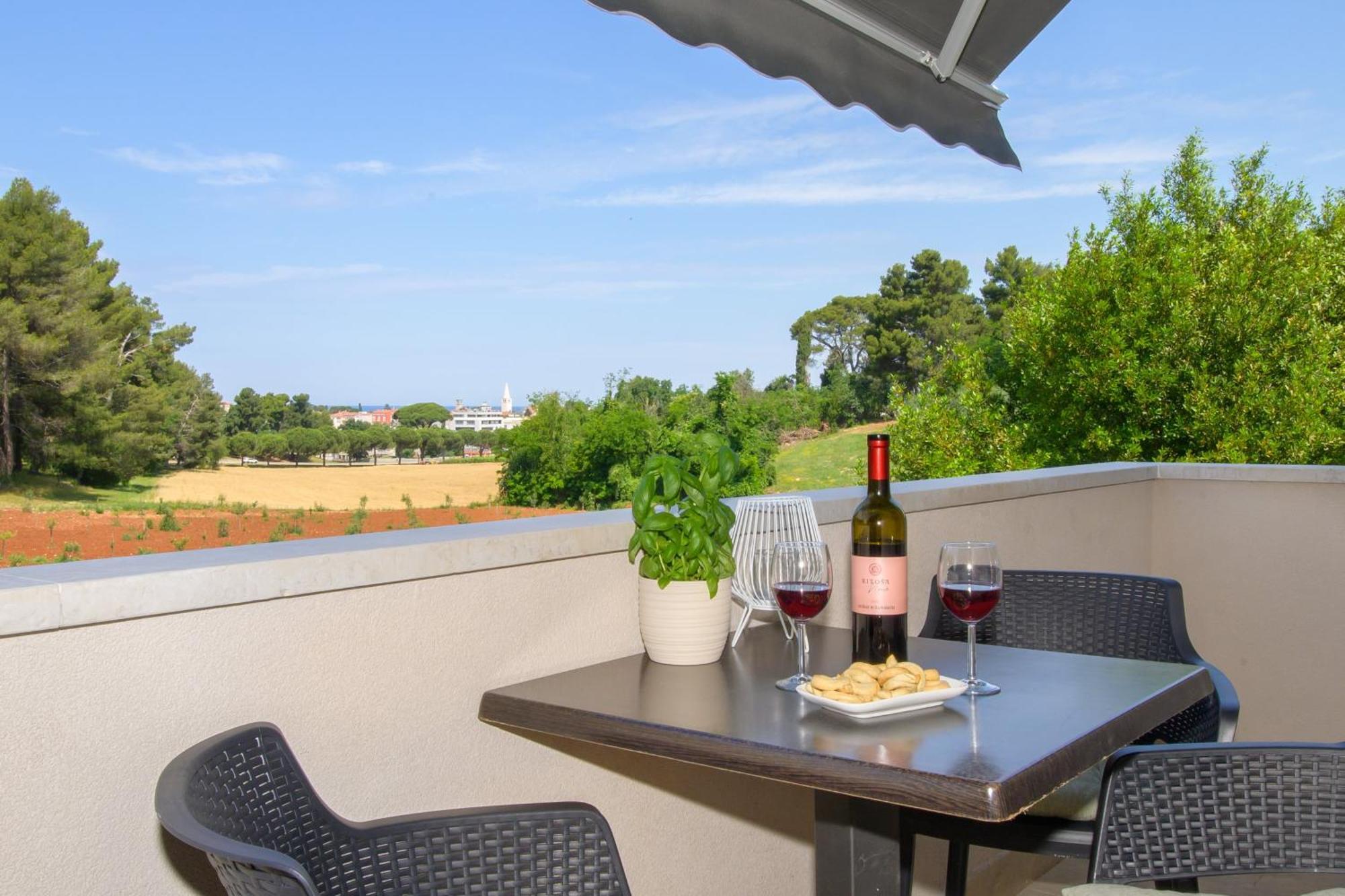 Apartments & Rooms Darrer Πόρετς Εξωτερικό φωτογραφία
